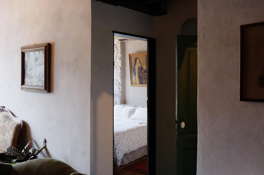La Terrazza Di Vico Olivi B&B Вентімілья Номер фото